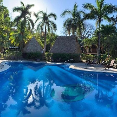 Mal Pais Surf Camp Hotel Playa Santa Teresa  Exterior photo