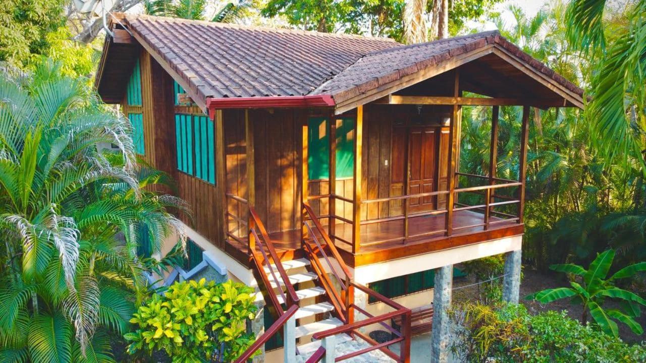 Mal Pais Surf Camp Hotel Playa Santa Teresa  Room photo