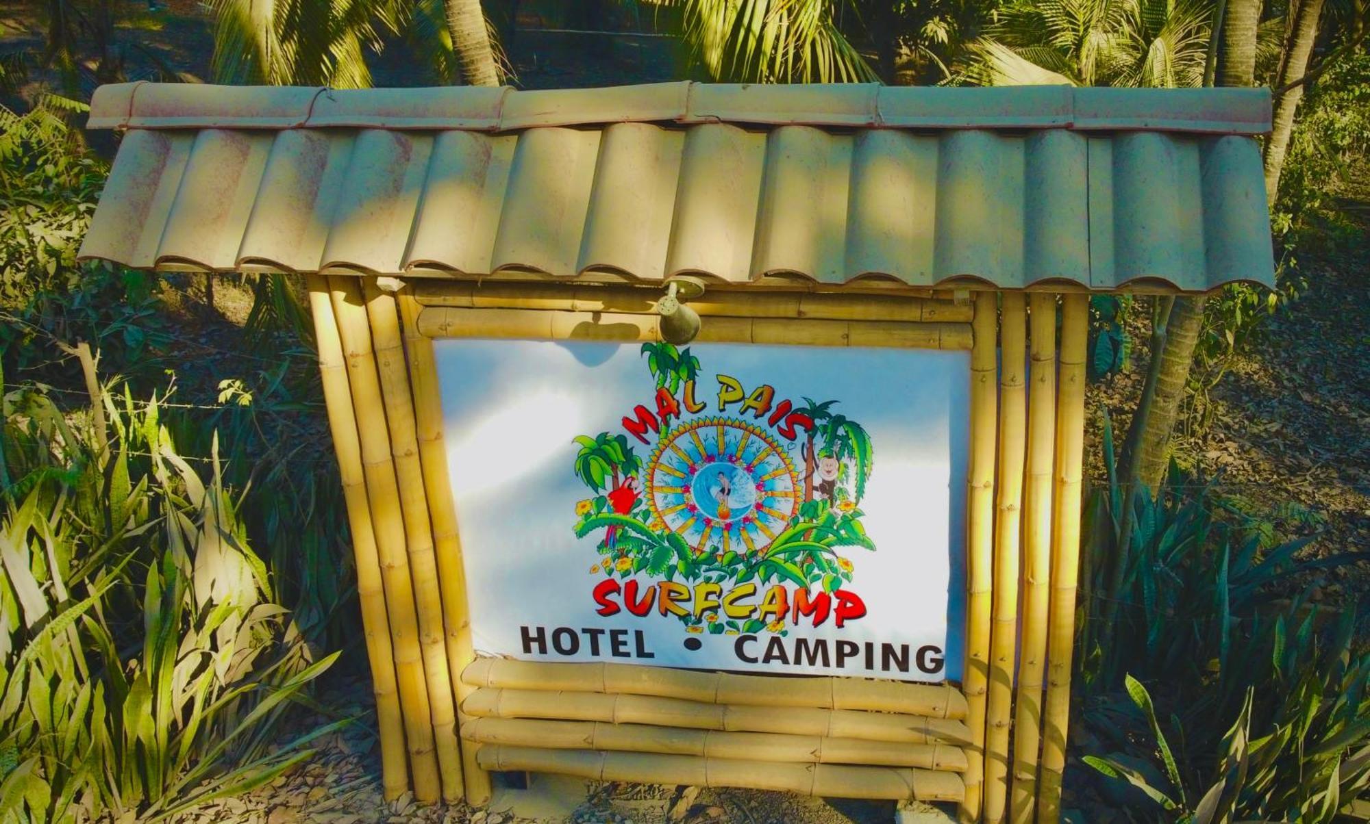 Mal Pais Surf Camp Hotel Playa Santa Teresa  Exterior photo