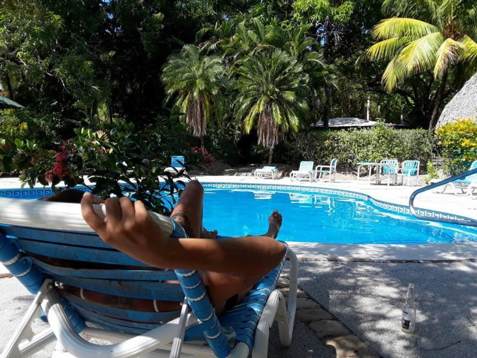 Mal Pais Surf Camp Hotel Playa Santa Teresa  Exterior photo